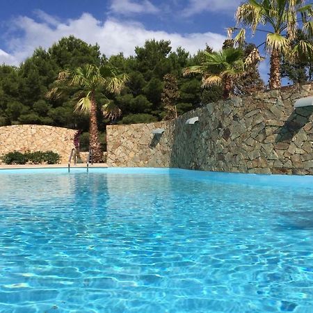 Residence Elegance Ville Ed Appartamenti A Porto Pino Buitenkant foto
