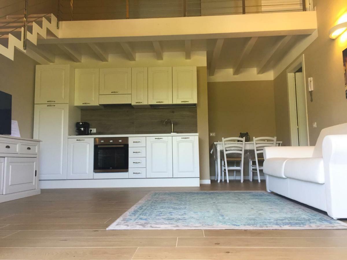 Residence Elegance Ville Ed Appartamenti A Porto Pino Buitenkant foto